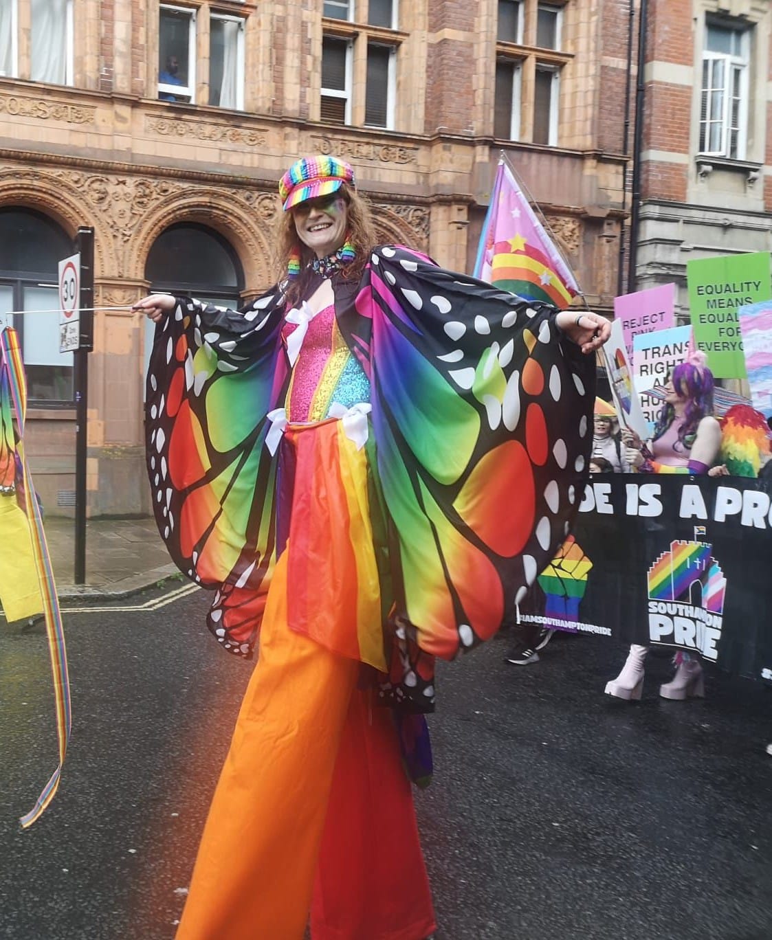 Juliana - Stilt Walker